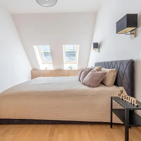 Rose Lux Apartment *