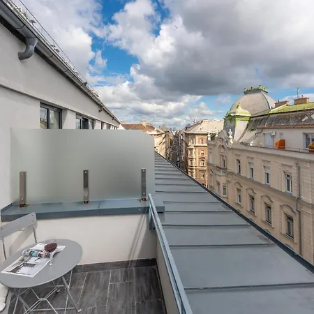 Rose Lux Apartment