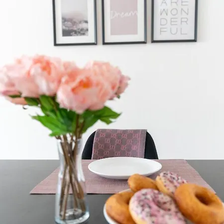 Rose Lux Apartment